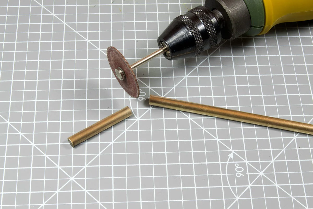AK Interactive - Brass Pipes 2.6mm, 2 Units (AK9121) - Image 3