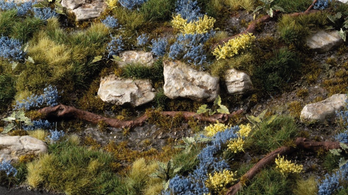 Gamers Grass - Bluebeard Flowers - Image 2