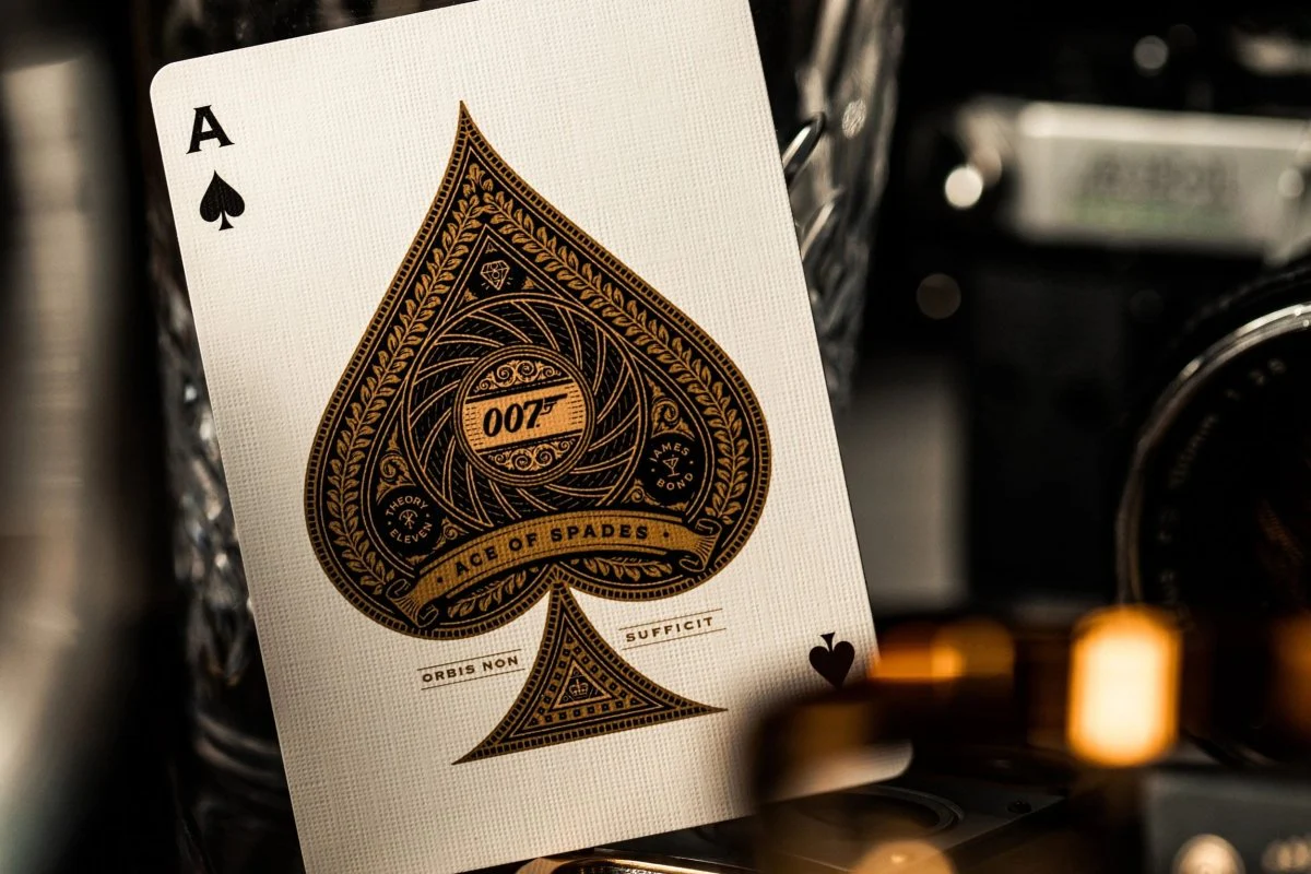 Theory 11 - James Bond 007 Playing Cards - Image 7