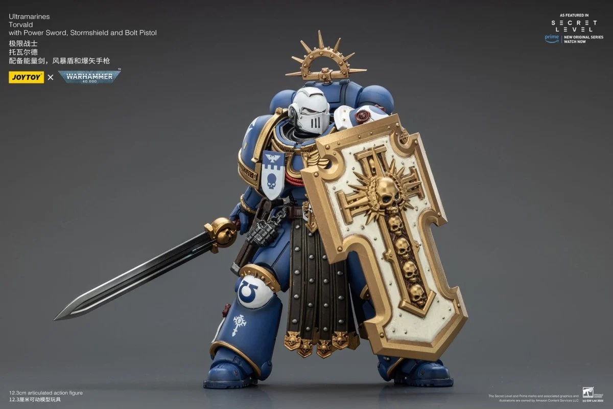 Joy Toy Warhammer 40k: Ultramarines Torvald with Power Sword, Stormshield and Bolt Pistol 13cm - Image 6