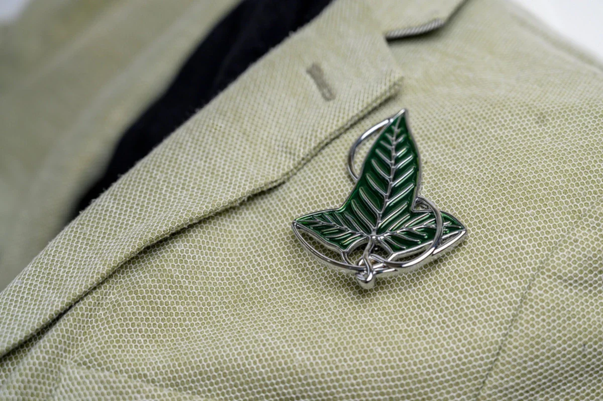 Lord of the Rings: Elven Leaf Pin Brooch Replica - Image 3