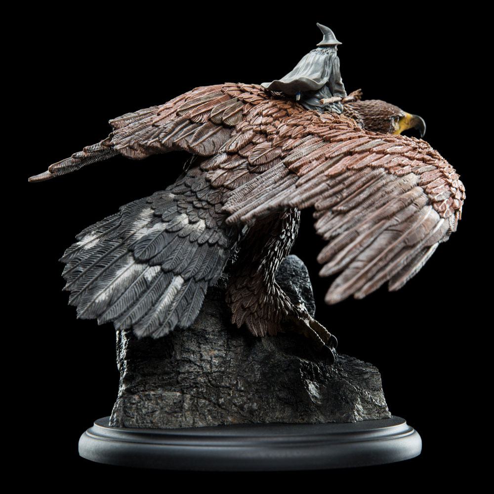 Lord of the Rings Statue Gandalf on Gwaihir 15cm ETA 28 Days - Image 10