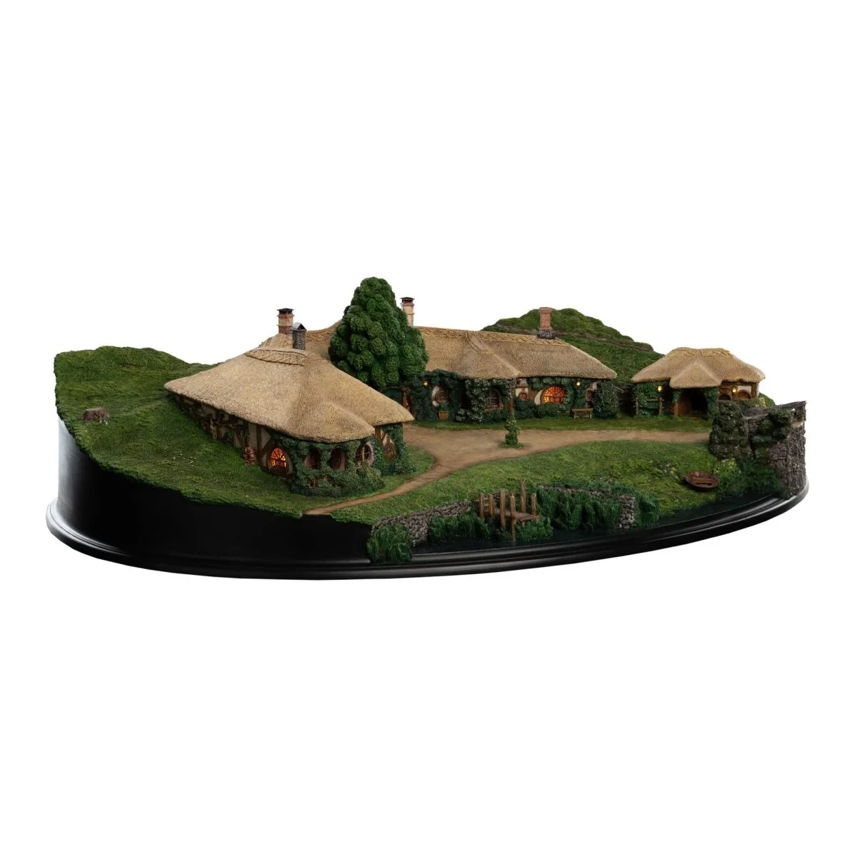 Lord of the Rings Statue The Green Dragon Inn ETA 28 Days - Image 16