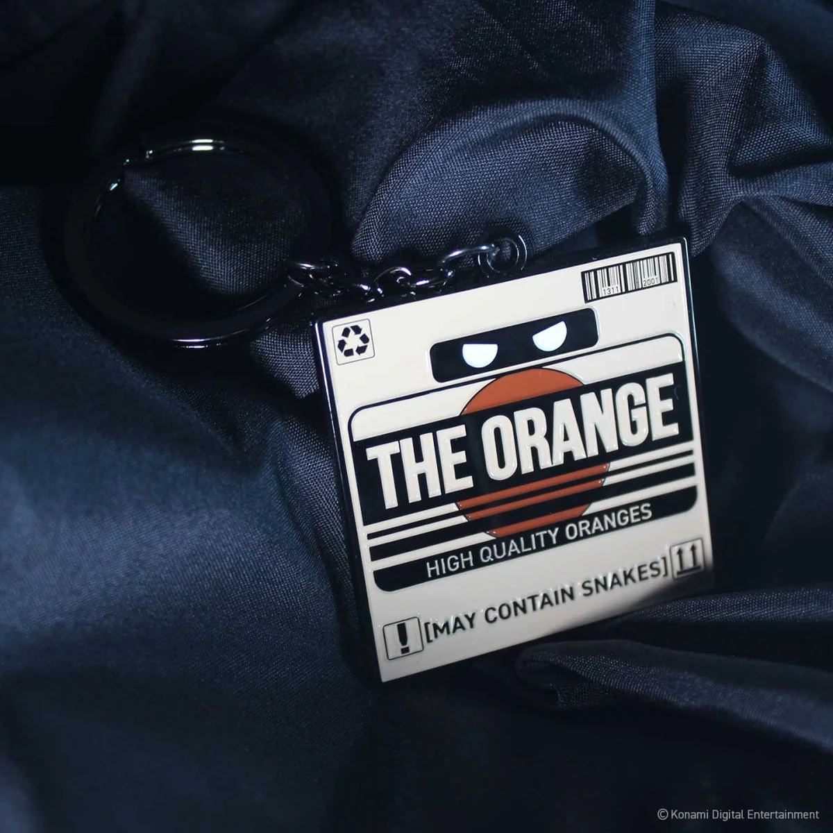 Metal Gear Solid 2 The Orange Cardboard Box Keyring - Image 3