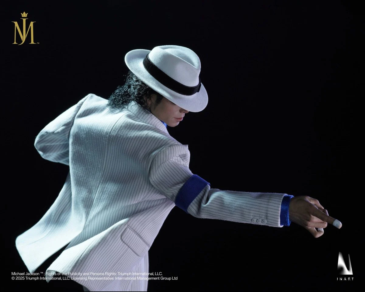 Michael Jackson 34cm Collector's Statue Pre-order — estimated arrival November 2026 - Image 14