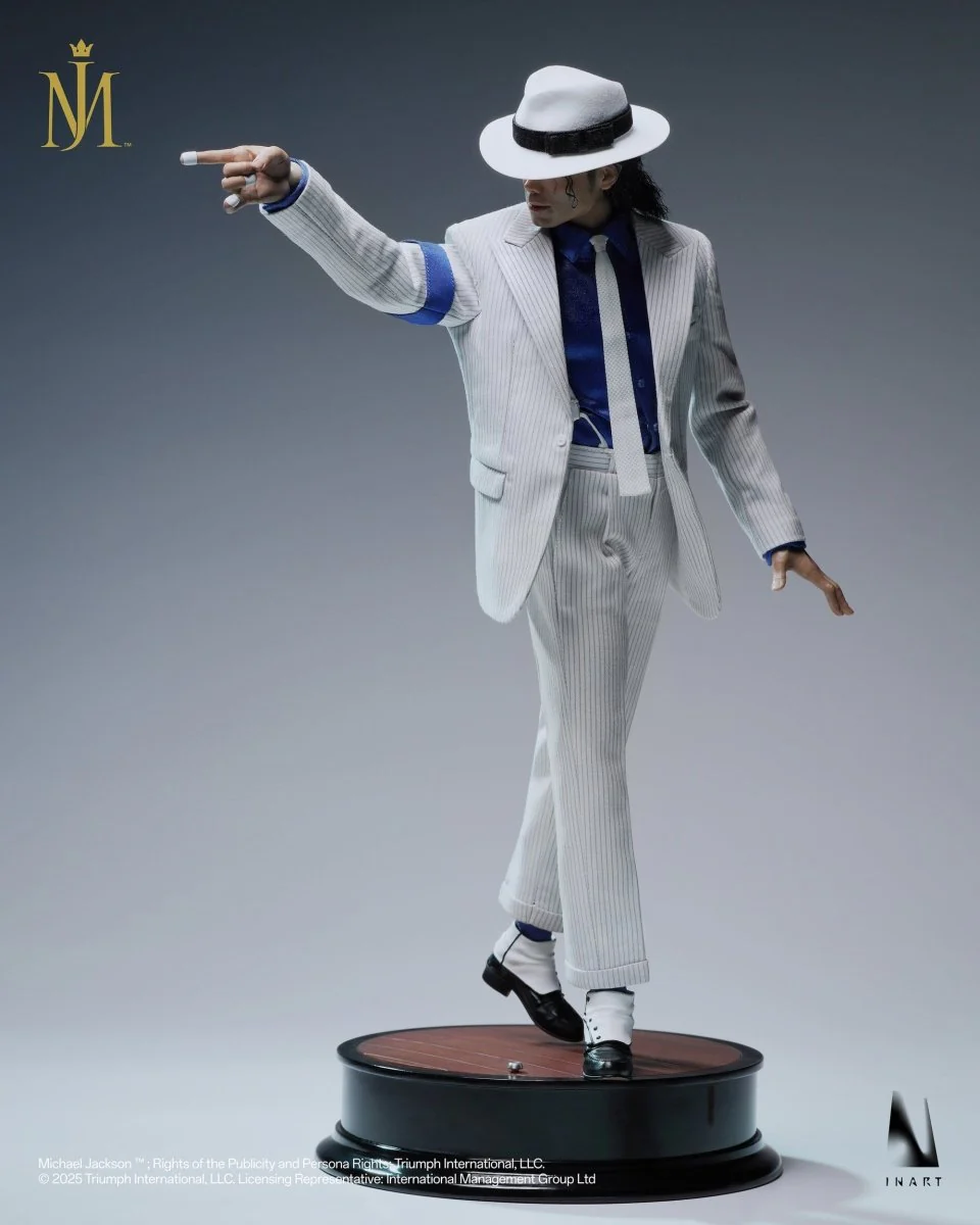 Michael Jackson 34cm Collector's Statue Pre-order — estimated arrival November 2026 - Image 5