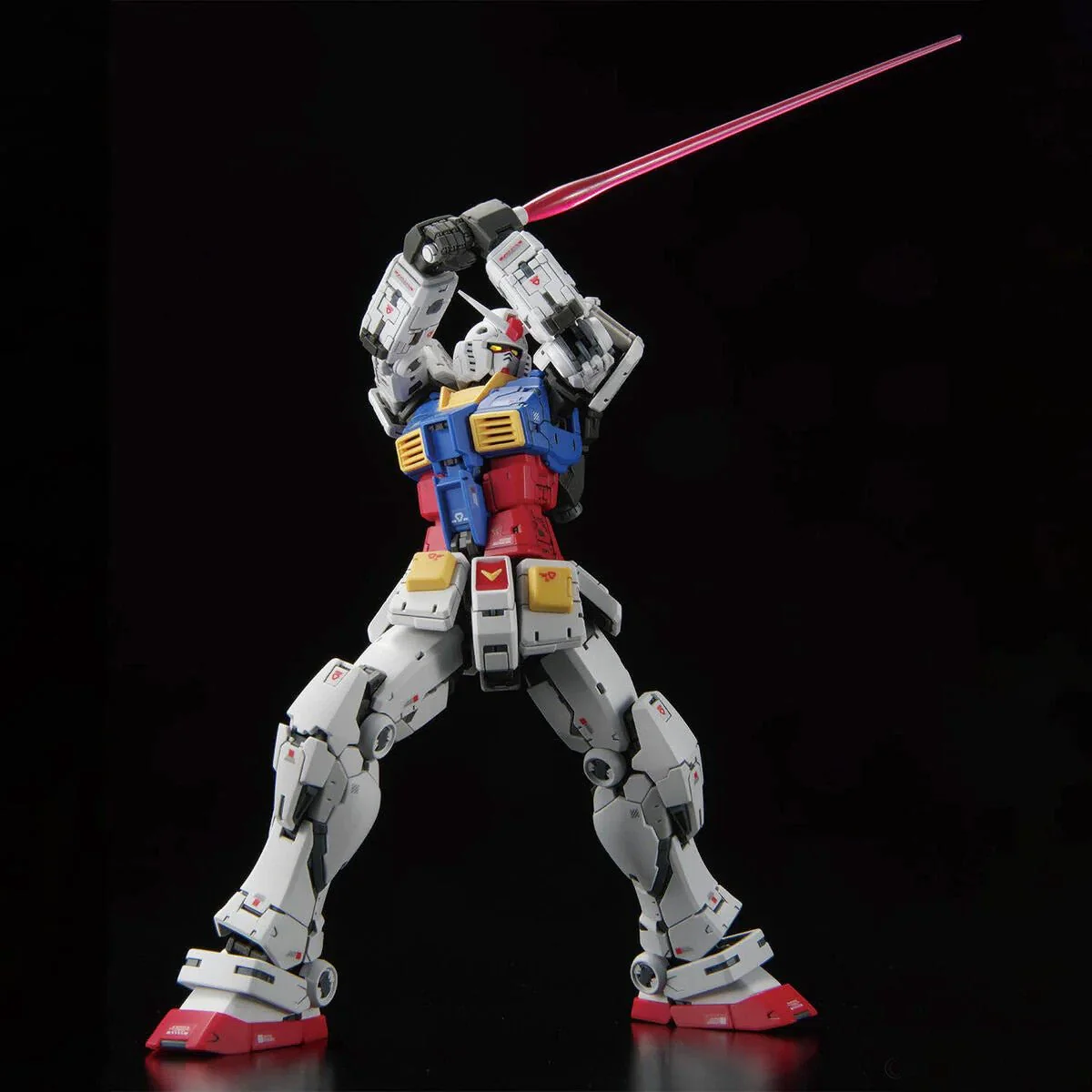 Bandai - Real Grade 1/144 RX-78-2 Gundam Version 2.0 - Image 8