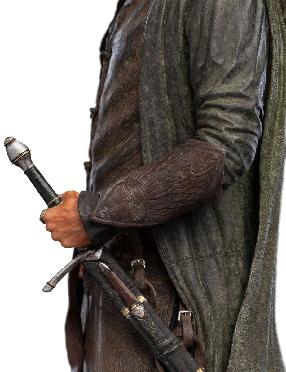 The Lord of the Rings Aragorn, Hunter of the Plains Classic Series 32cm ETA 28 Days - Image 9