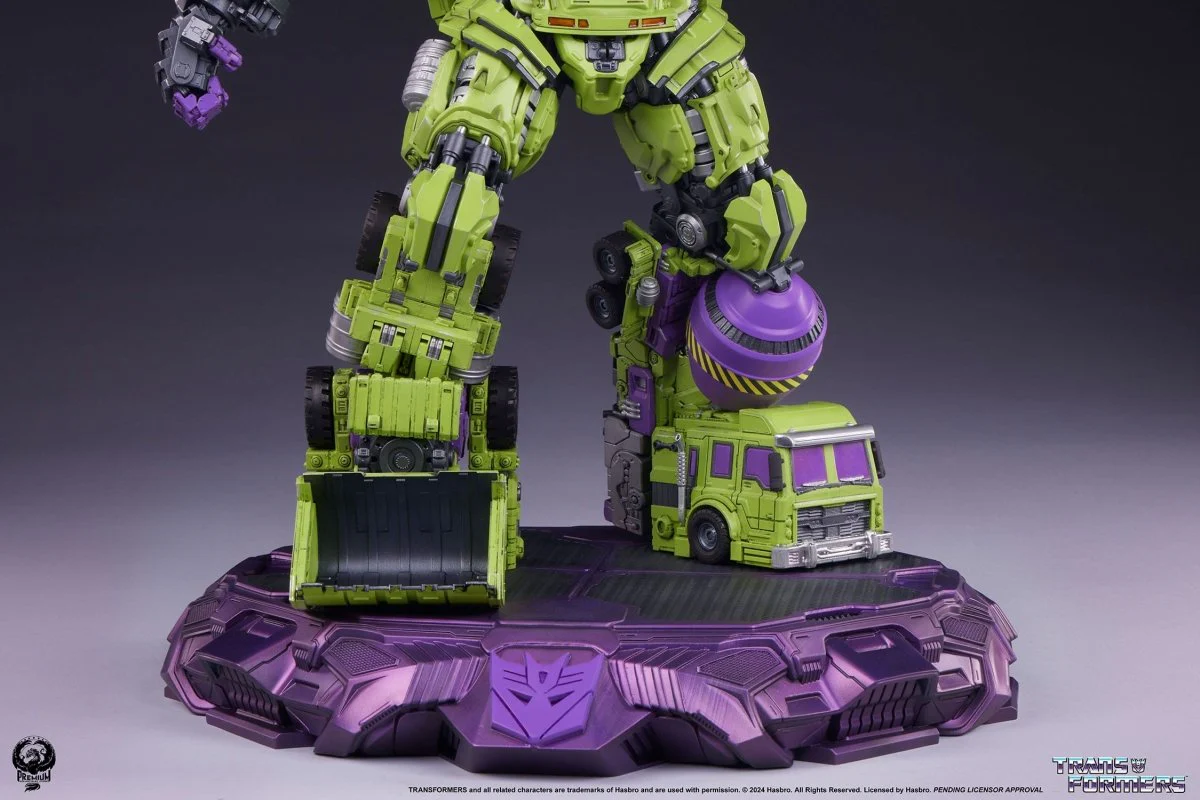 Transformers Museum Scale Statue Devastator 114cm ETA 28 Days - Image 11