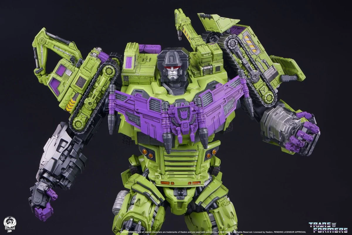 Transformers Museum Scale Statue Devastator 114cm ETA 28 Days - Image 13