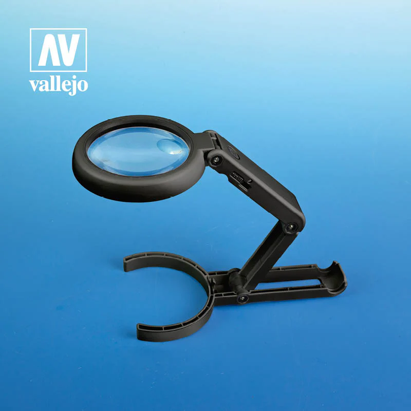 Vallejo Foldable LED Magnifier with Stand - Image 2