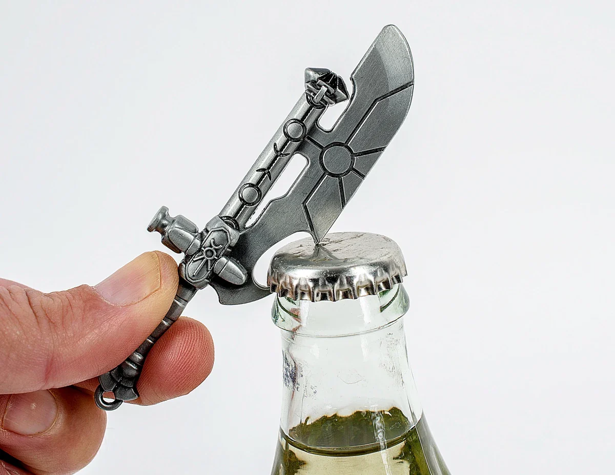 Warhammer 40,000: Necron Hyperphase Sword Bottle Opener - Image 3