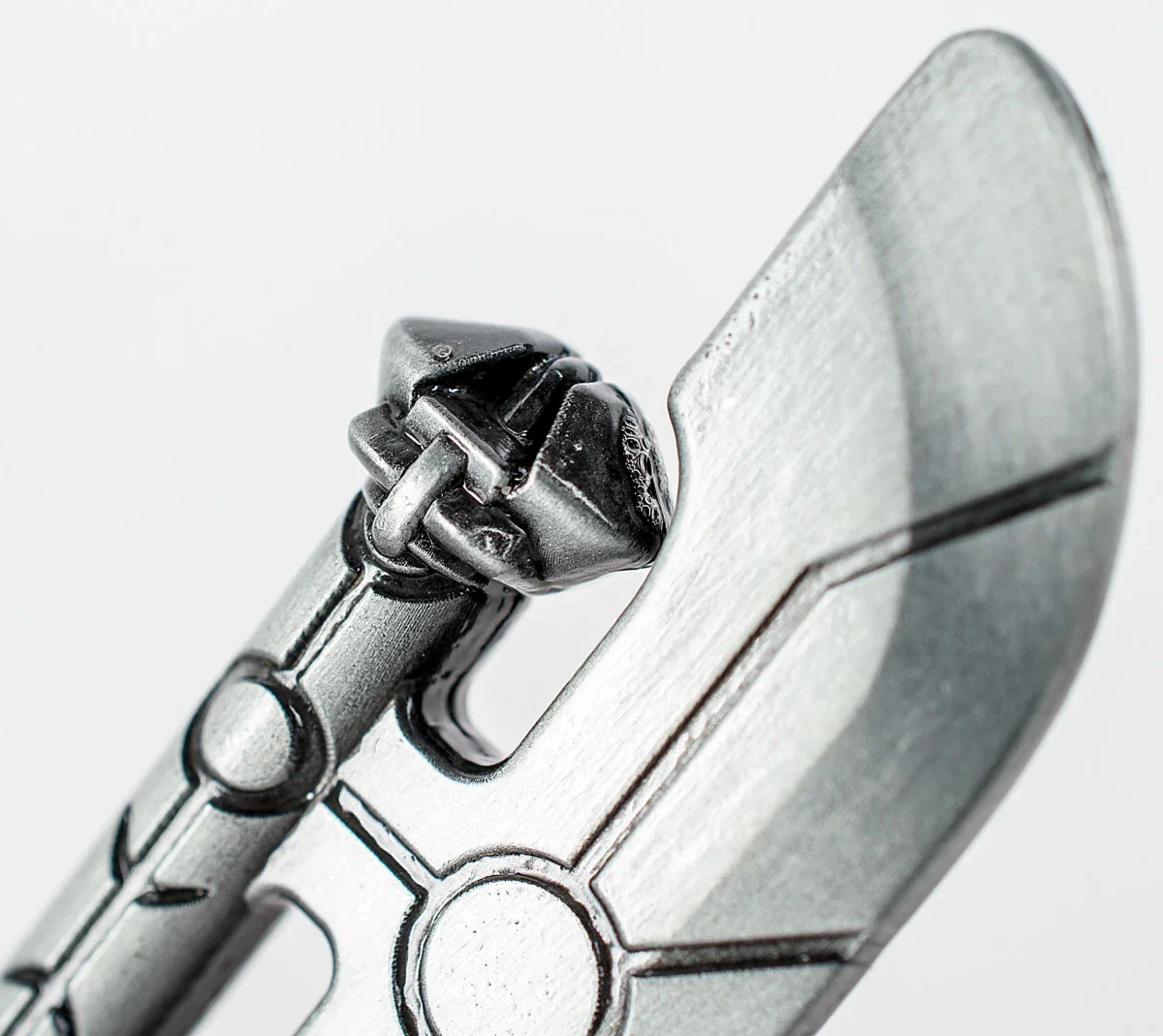 Warhammer 40,000: Necron Hyperphase Sword Bottle Opener - Image 5