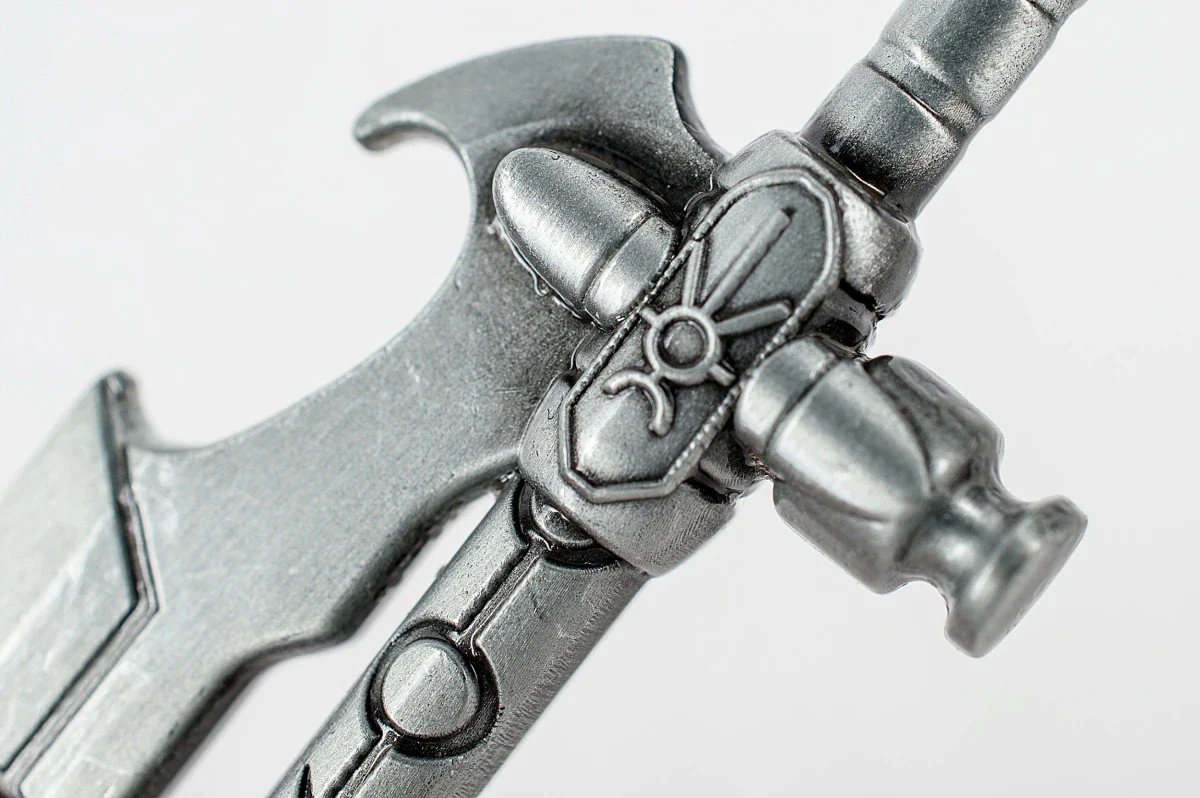 Warhammer 40,000: Necron Hyperphase Sword Bottle Opener - Image 9