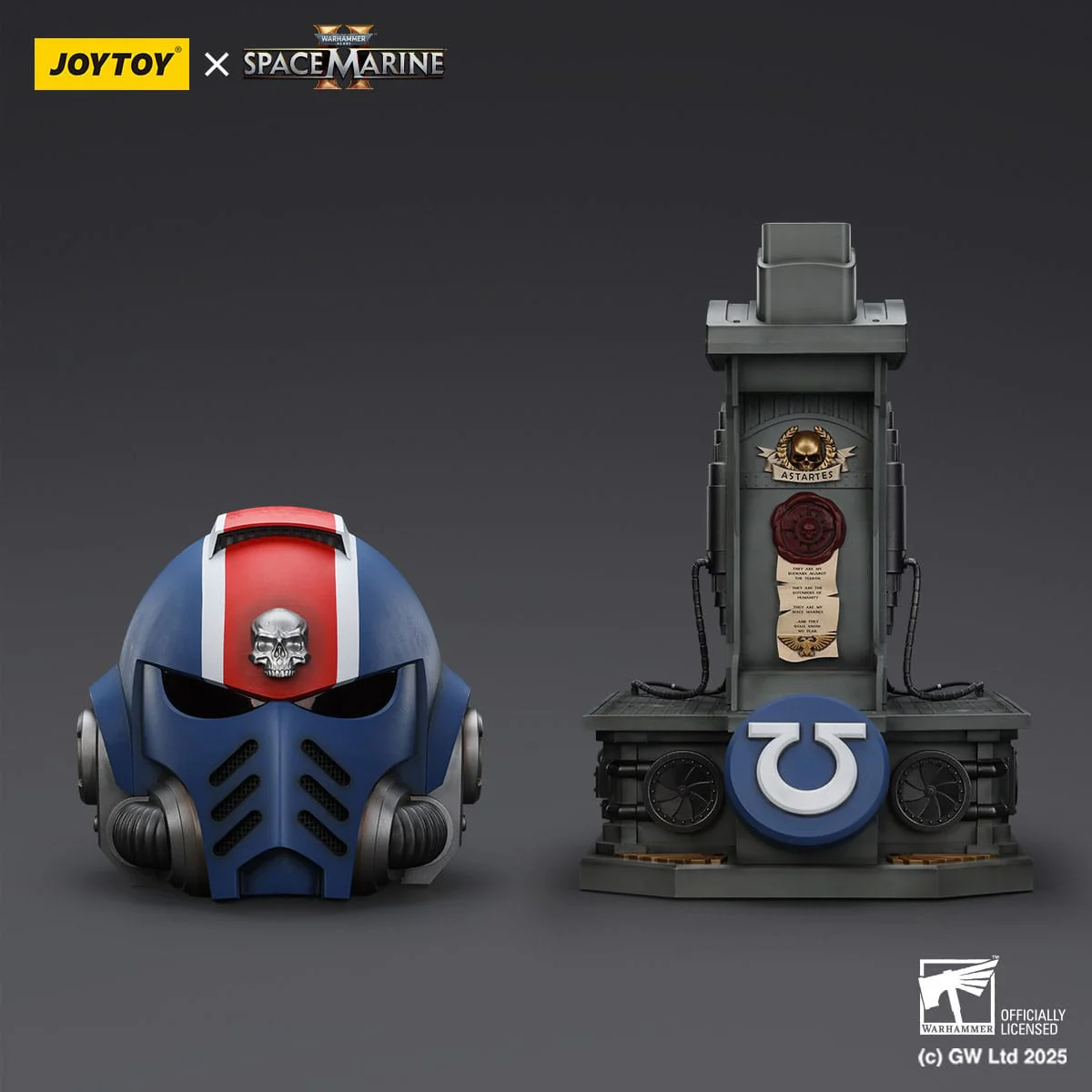 Warhammer 40,000: Space Marine 2 Replica Ultramarines Lieutenant Titus Helmet with Display Stand 1/1 - Image 6