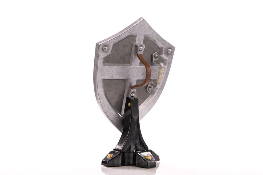 Zelda Breath of the Wild Statue Hylian Shield Standard Edition 29cm - Image 6